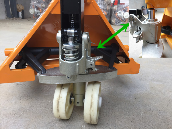 2噸手動(dòng)液壓叉車一站式廠家供應(yīng)地牛多少錢--河北東圣吊索具制造有限公司--小型攪拌機(jī)|石材夾具|液壓堆高車|手動(dòng)叉車 2噸手動(dòng)液壓叉車一站式廠家供應(yīng)地牛多少錢--河北東圣吊索具制造有限公司--小型攪拌機(jī)|石材夾具|液壓堆高車|手動(dòng)叉車